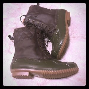 Rain boots with sweater detail